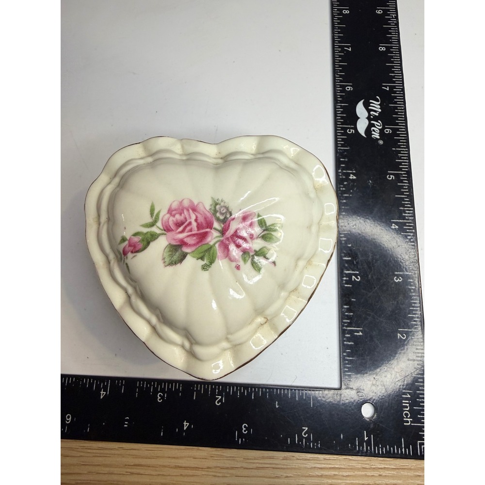 Heart Shaped Ceramic Trinket Box Pink Rose Floral Gold Trim Footed Jewelry Dish